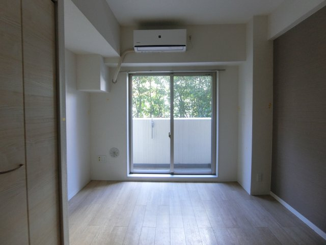 ＥＸＩＡ元住吉の居間・リビング