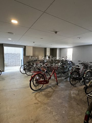 【駐車場】 | パウゼドーム前 | 駐輪場部分です♪