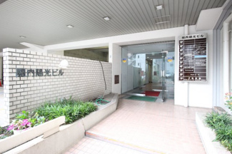 【エントランス】