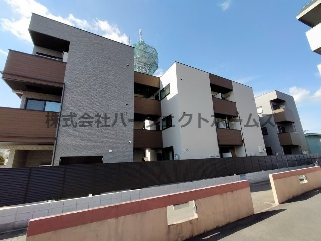 Wind Bell堂山の外観