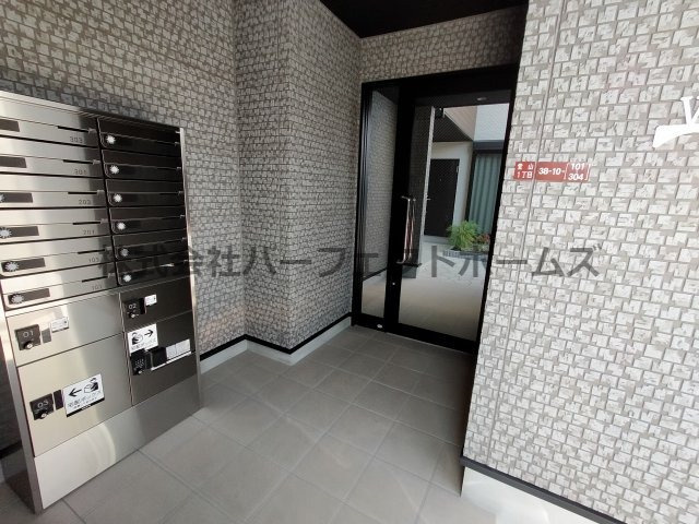 Wind Bell堂山のエントランス