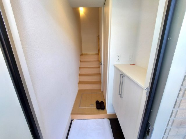 ロイヤルメゾン忠興の玄関