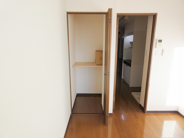 ソリテア日野万願寺の収納