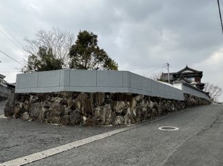 【前面道路含む現地写真】