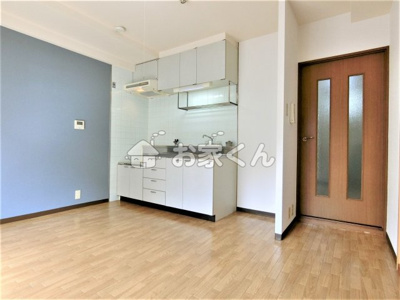 【居間・リビング】 | ノーブル須磨 | 洋室