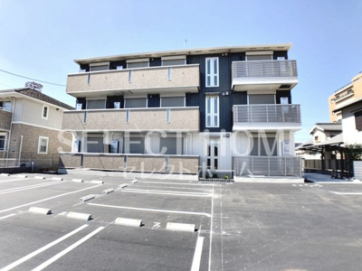 【駐車場】 | ヴィルヌーブ | 駐車場完備です