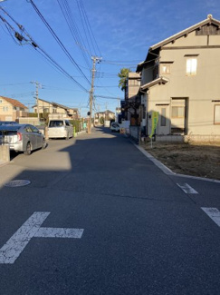 【前面道路含む現地写真】
