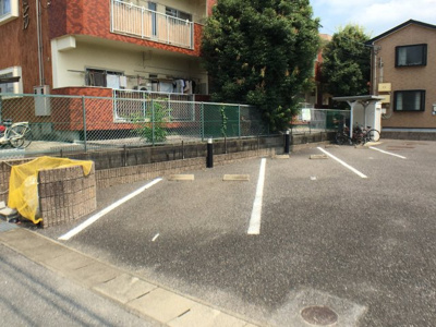 【駐車場】 | アンプルールリーブルpaseo | 車をお持ちの方に嬉しい駐車場付きの物件です
