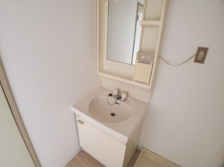 【洗面所】