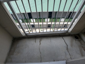 【バルコニー】