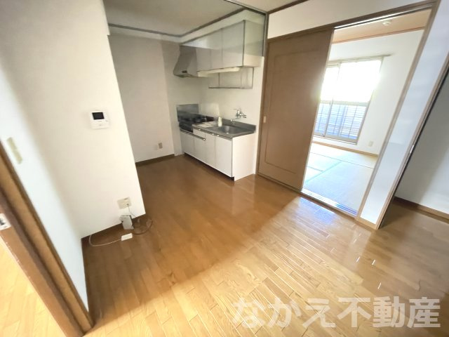 【居間・リビング】 | 使いやすい居間です