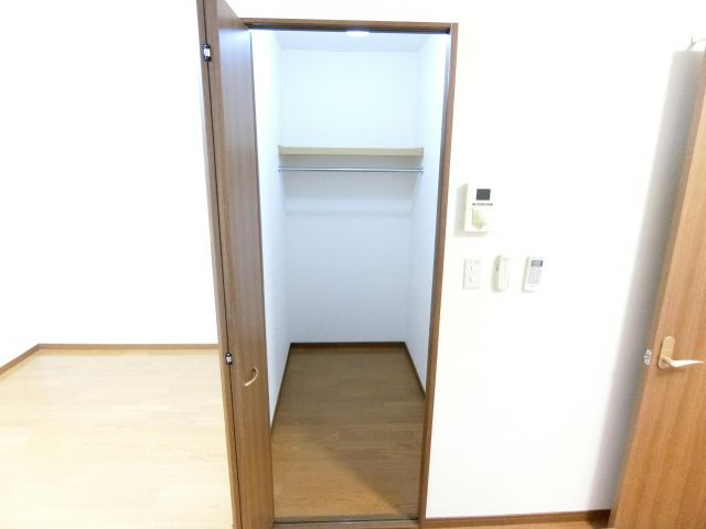 アンプルールクラージュmont vertの収納|同物件別部屋イメージ写真