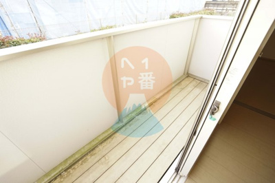 【バルコニー】 | レグルスB | 暖かな日差しのふりそそぐバルコニー