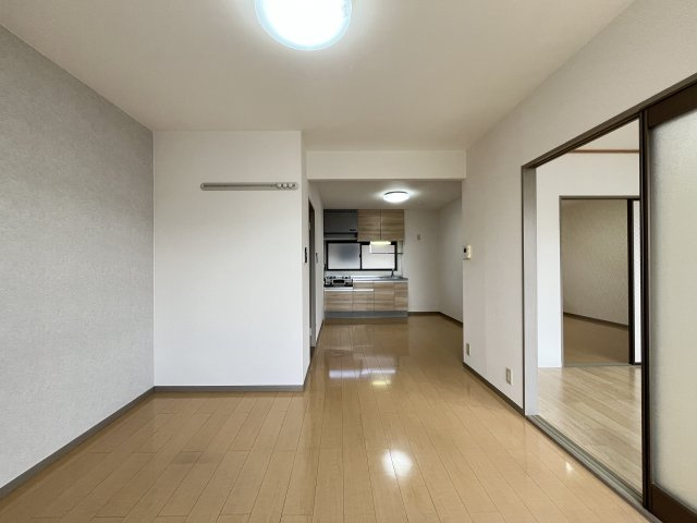パストラル米原Ｂ棟の居間・リビング