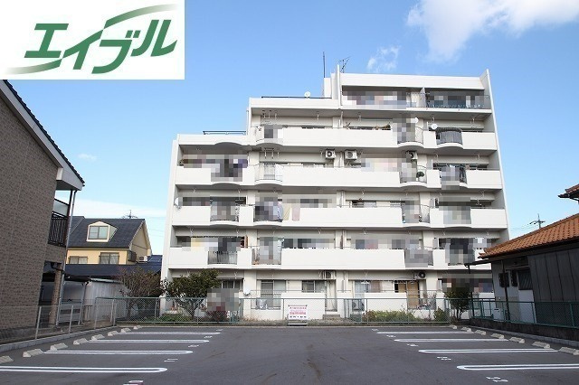 寿ゞやマンション間々本町の外観|南向き・陽当たり良好。
