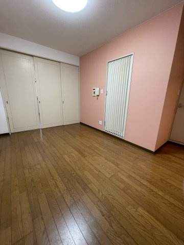 晋栄一番館の居間・リビング|おしゃれなリビングです