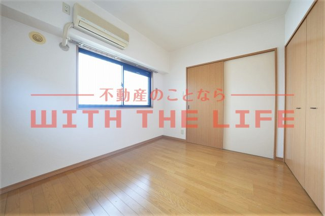 プレミール旗崎【10,000円キャッシュバック対象物件】の寝室|落ち着いて過ごせるお部屋なので、寝室にいかがでしょうか