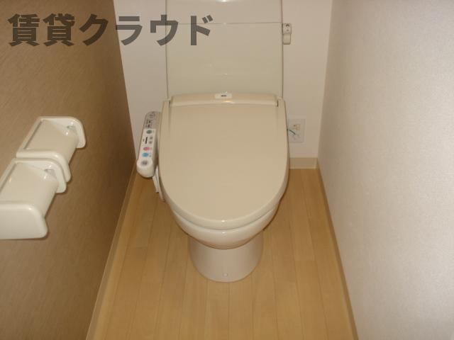 ハピネスのトイレ|落ち着いた色調のトイレです