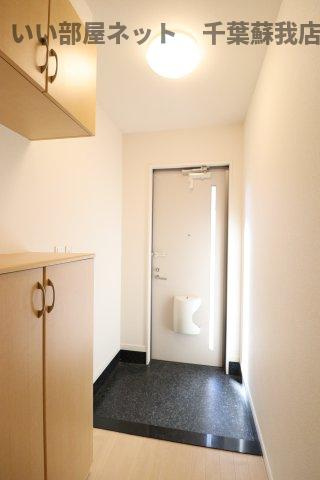 ハピネスの玄関|明るい玄関です