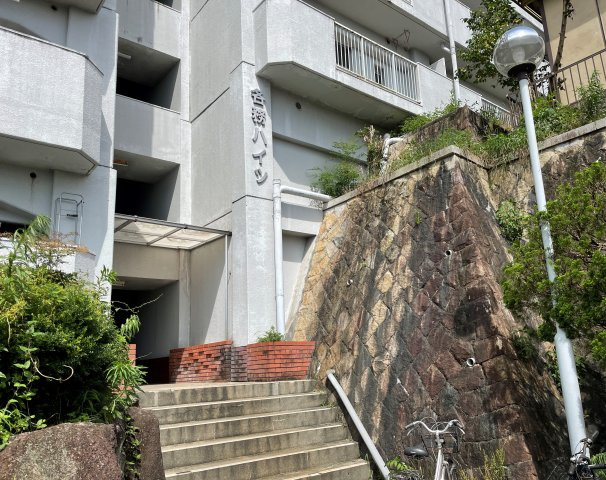 各務ハイツのその他共用部分|エントランス上がり口