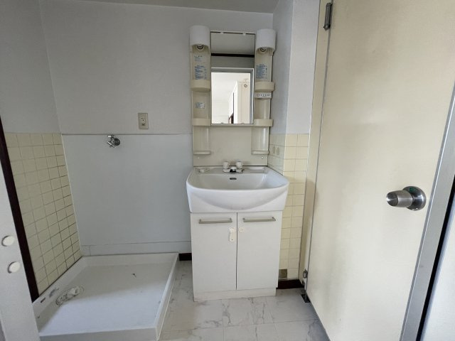 各務ハイツの洗面所