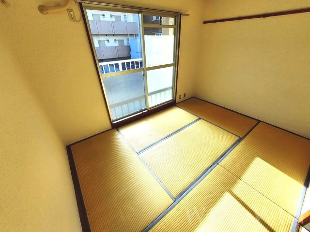 サンライフ堂坂 Bの和室