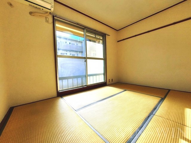 サンライフ堂坂 Bの和室