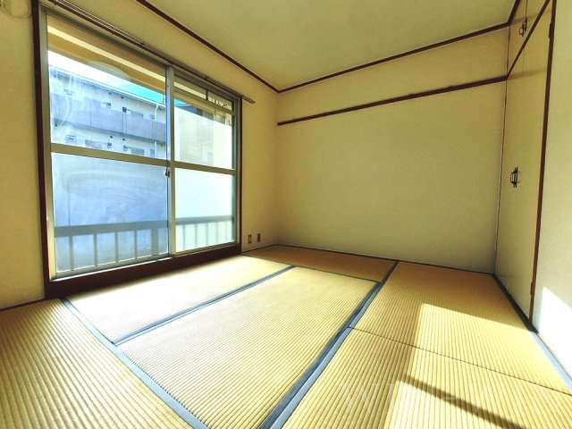 サンライフ堂坂 Bの居間・リビング