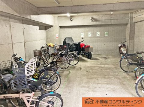 ◆◆ライオンズマンション生田川東◆◆の駐車場