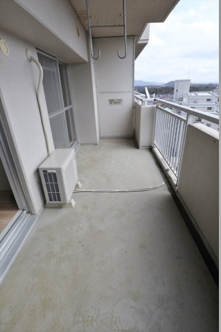 ビレッジハウス高美が丘タワーのバルコニー