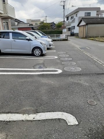 ビサイド．ｓｔの駐車場