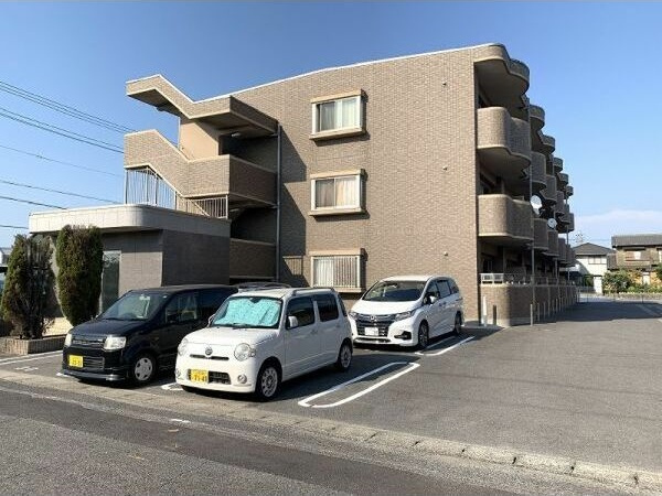 ISO　GAI　グランドエィワンA　　刈谷市近郊の賃貸ならクラスホーム刈谷店の駐車場