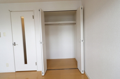 【収納】 | ポラリスヤナセⅠ | 別号室の写真になります。現況優先。