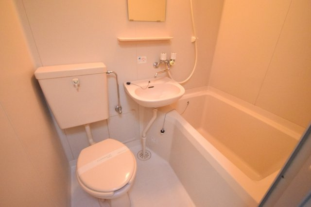 オラシオンＴの浴室|３点のユニットバスです