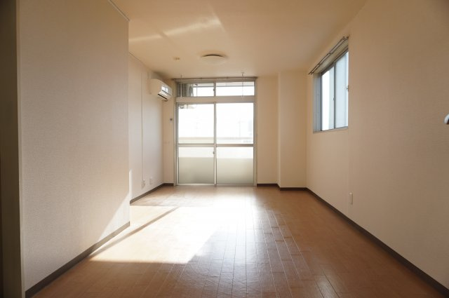 【居間・リビング】 | レジデンスカープ小山
