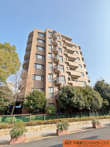 RICウエストコート5番街1番館のエントランス