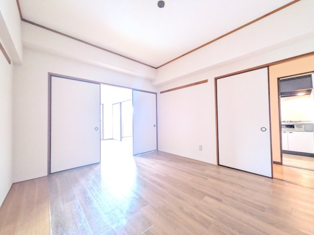 グランドヒル高橋の洋室