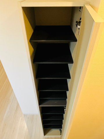 仲介手数料0！！アテナ御器所の収納