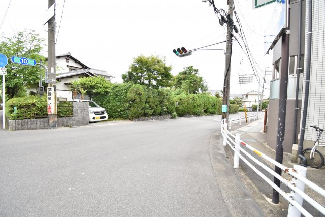 クレアトール21の周辺|前面道路