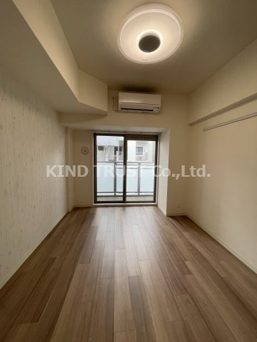 プレサンス梅田Ⅱの居間・リビング|こちらのリビングで趣味の時間をお楽しみください