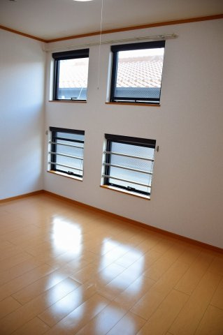 ルトゥール豊の内装|内装は落ち着いています