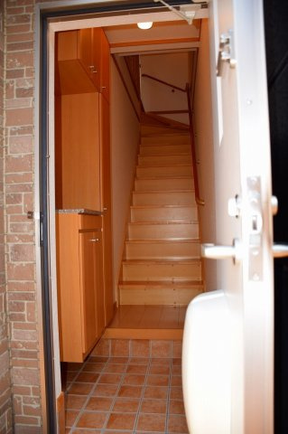 ルトゥール豊の玄関|毎日通る玄関はこちらです