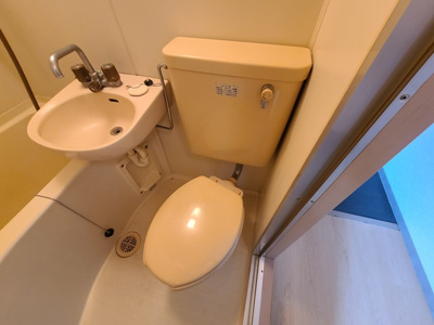 【トイレ】 | アスタリスク5202 | 綺麗で清潔感あるトイレです