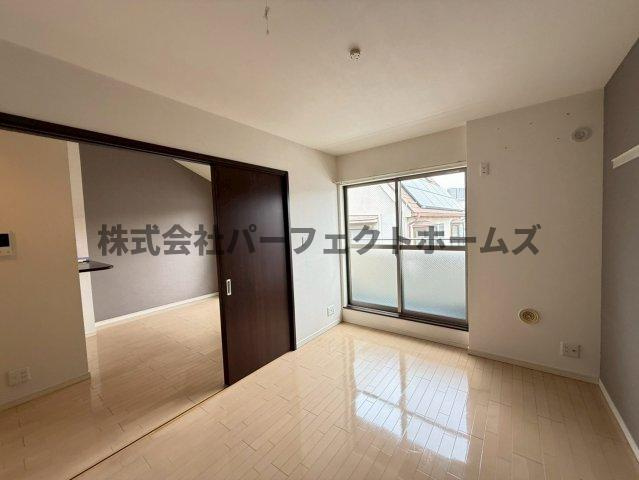 CASA FELIZの洋室|明るい洋室です