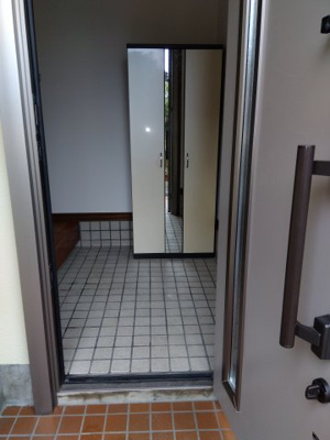 【玄関】 | 鳥取市雲山一戸建て