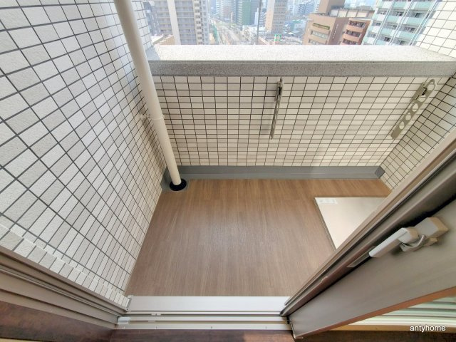 プレジオ難波ASIAN　仲介手数料無料のバルコニー