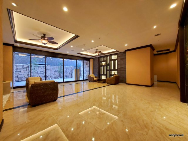 プレジオ難波ASIAN　仲介手数料無料のロビー