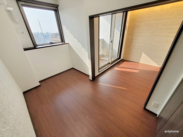 プレジオ難波ASIAN　仲介手数料無料の寝室