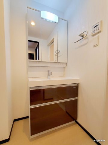 プレジオ難波ASIAN　仲介手数料無料の洗面所