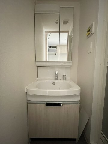 プレサンス松屋町ヴィゴラスの洗面所